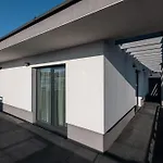 Sauna&Jacuzzi Apartment