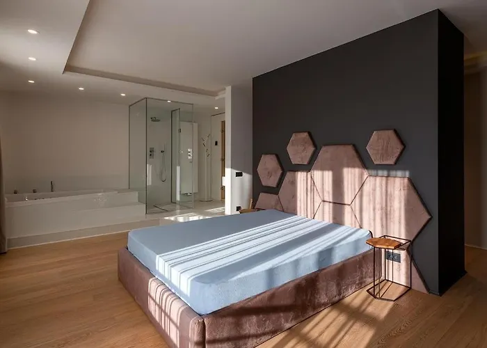 Sauna&Jacuzzi Apartment